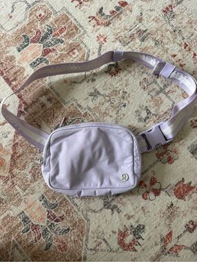 lululemon athletica Everywhere Belt Bag 1L Wordmark Lilac Discontinued Color